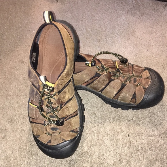Keen Men’s Newport Waterproof Sandals - Picture 2 of 7